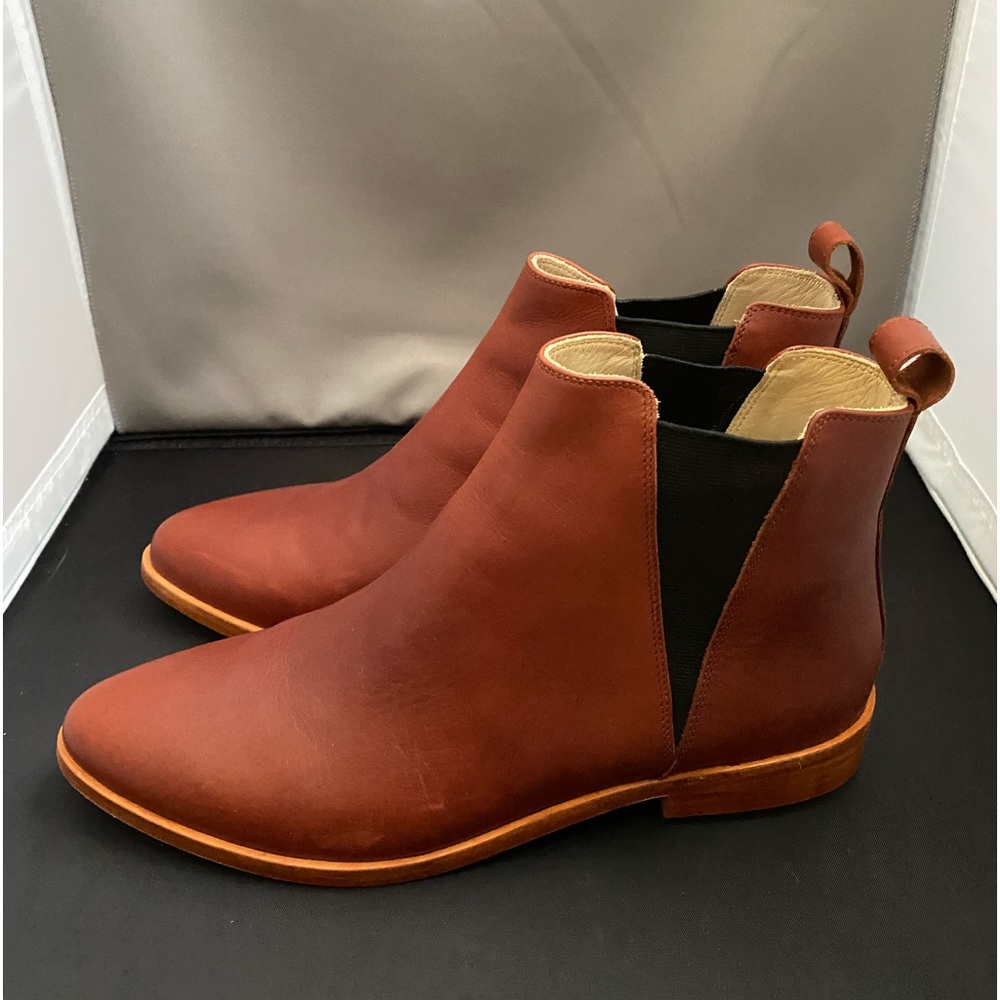 Nisolo Chelsea Leather Boot Brandy Size 9 only worn once - Picture 13 of 14